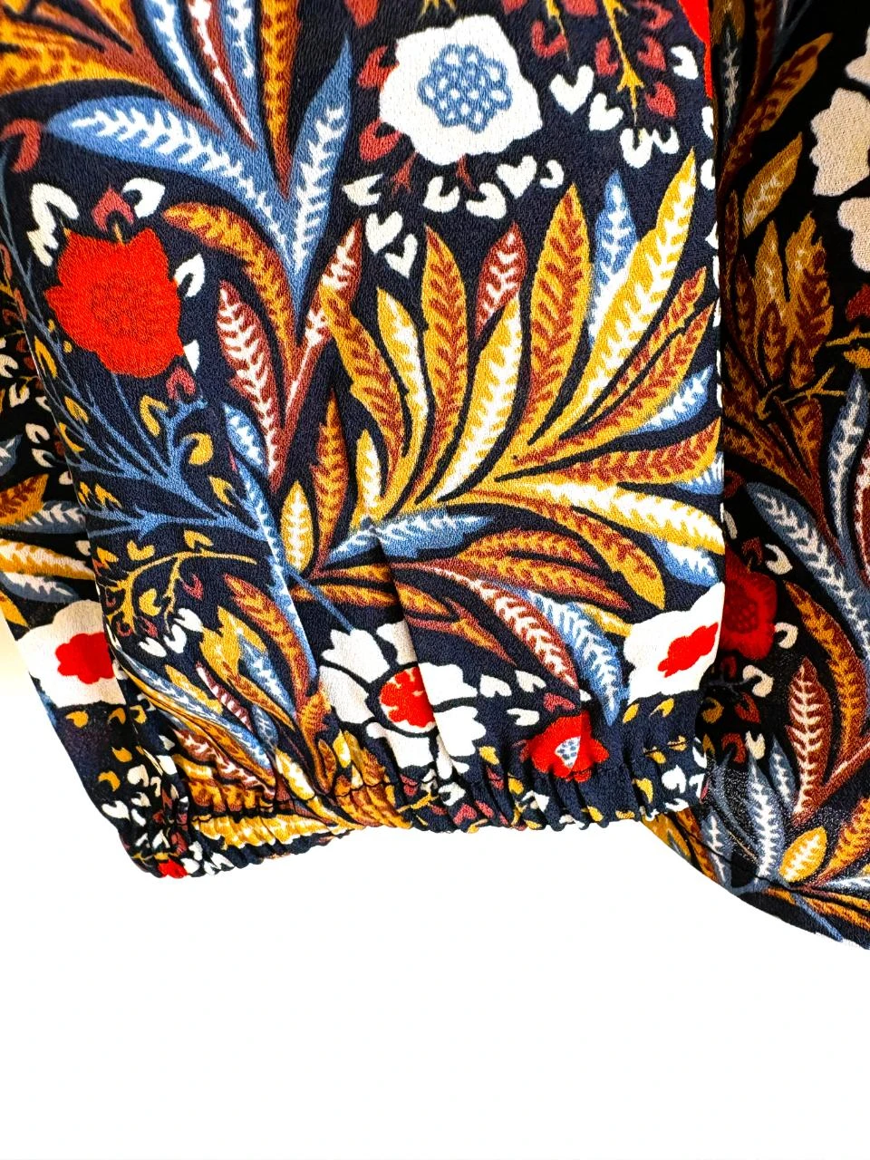 Blusa floral Kaffe – tamanho 40 – decote em V e botões luxuosos – photo 4